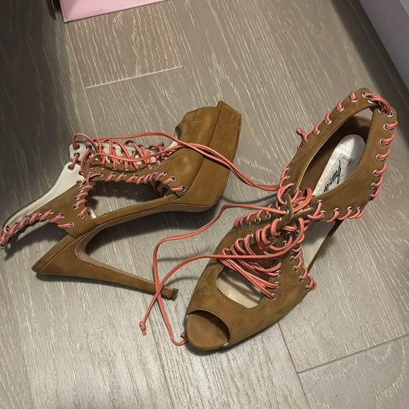 Strappy suede and pink BRIAN ATWOOD heels - Picture 2 of 4